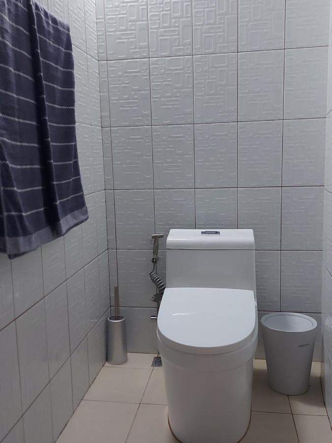 Rhenmart-Inn Сікіхор Номер фото
