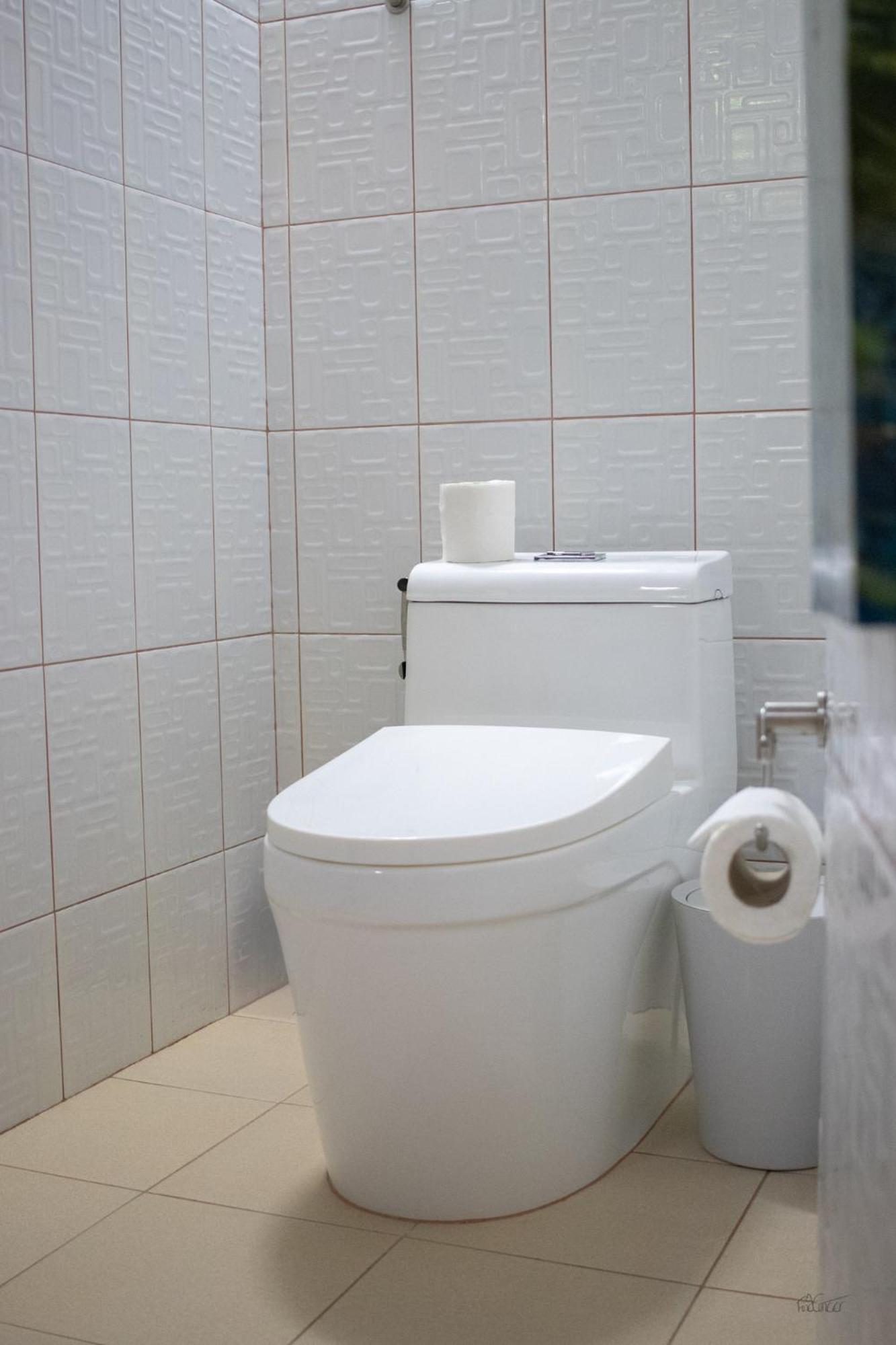 Rhenmart-Inn Сікіхор Екстер'єр фото